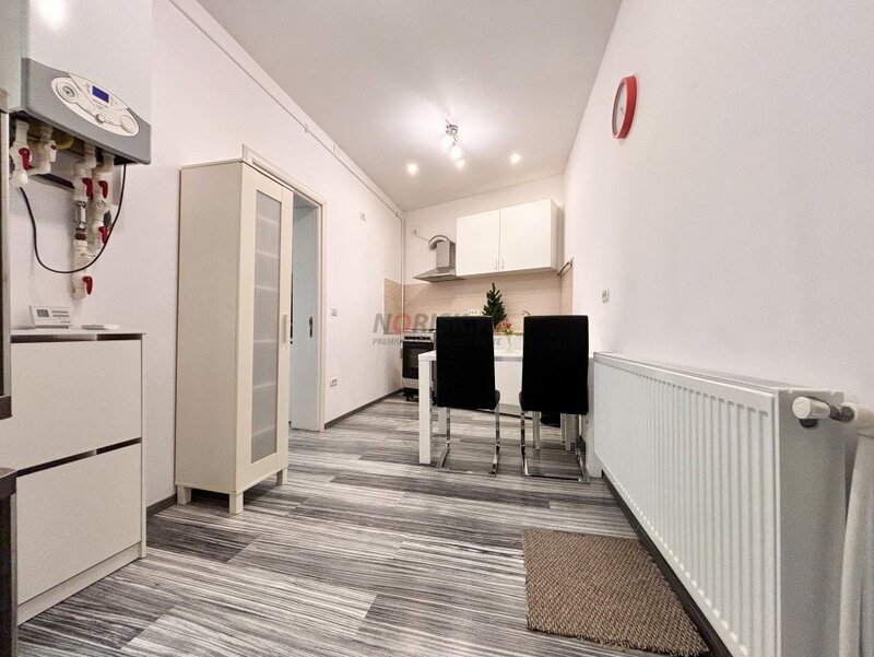 Garsoniera 30mp Ultracentral la 5 minute metrou UNIVERSITATE