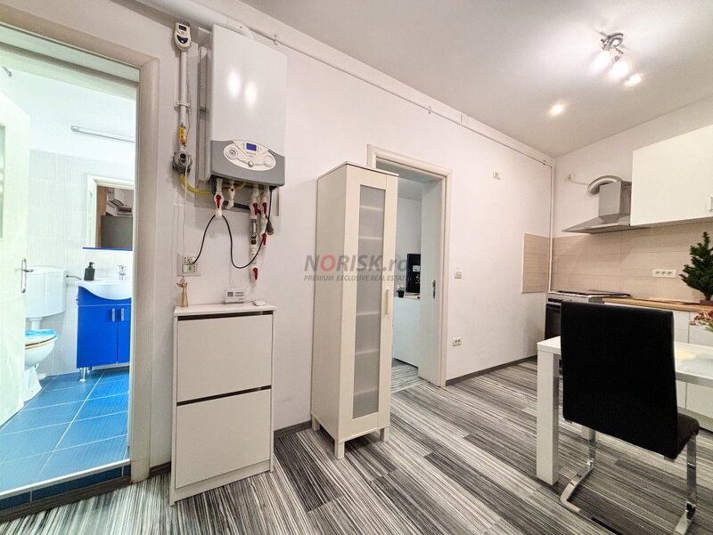 Garsoniera 30mp Ultracentral la 5 minute metrou UNIVERSITATE