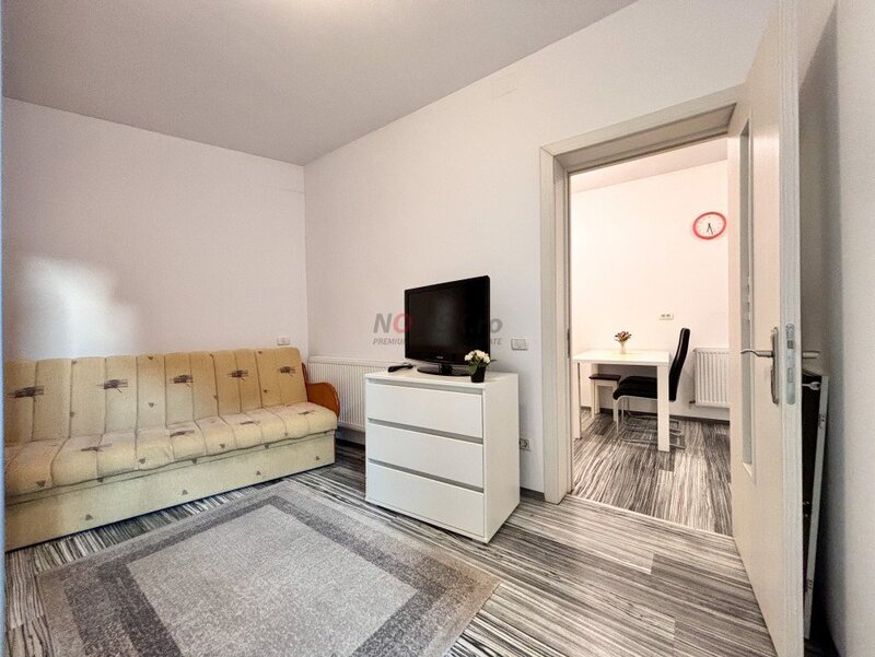 Garsoniera 30mp Ultracentral la 5 minute metrou UNIVERSITATE